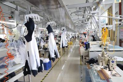 电商西进新浪潮 拼多多引领闽南冲锋衣畅销西北